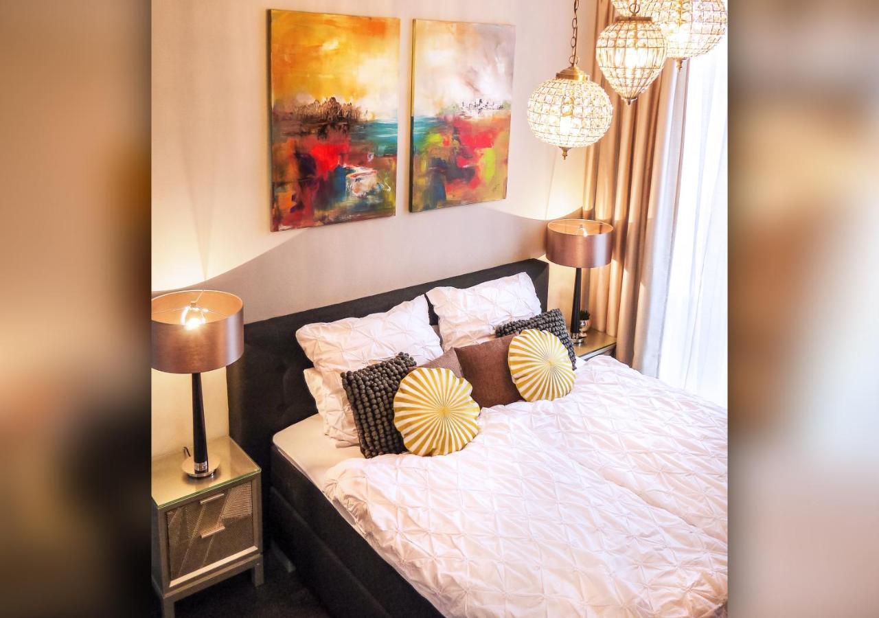 Comfort And Style In City Center With Ensuite Bathroom On Schaafenstrasse Кельн Екстер'єр фото