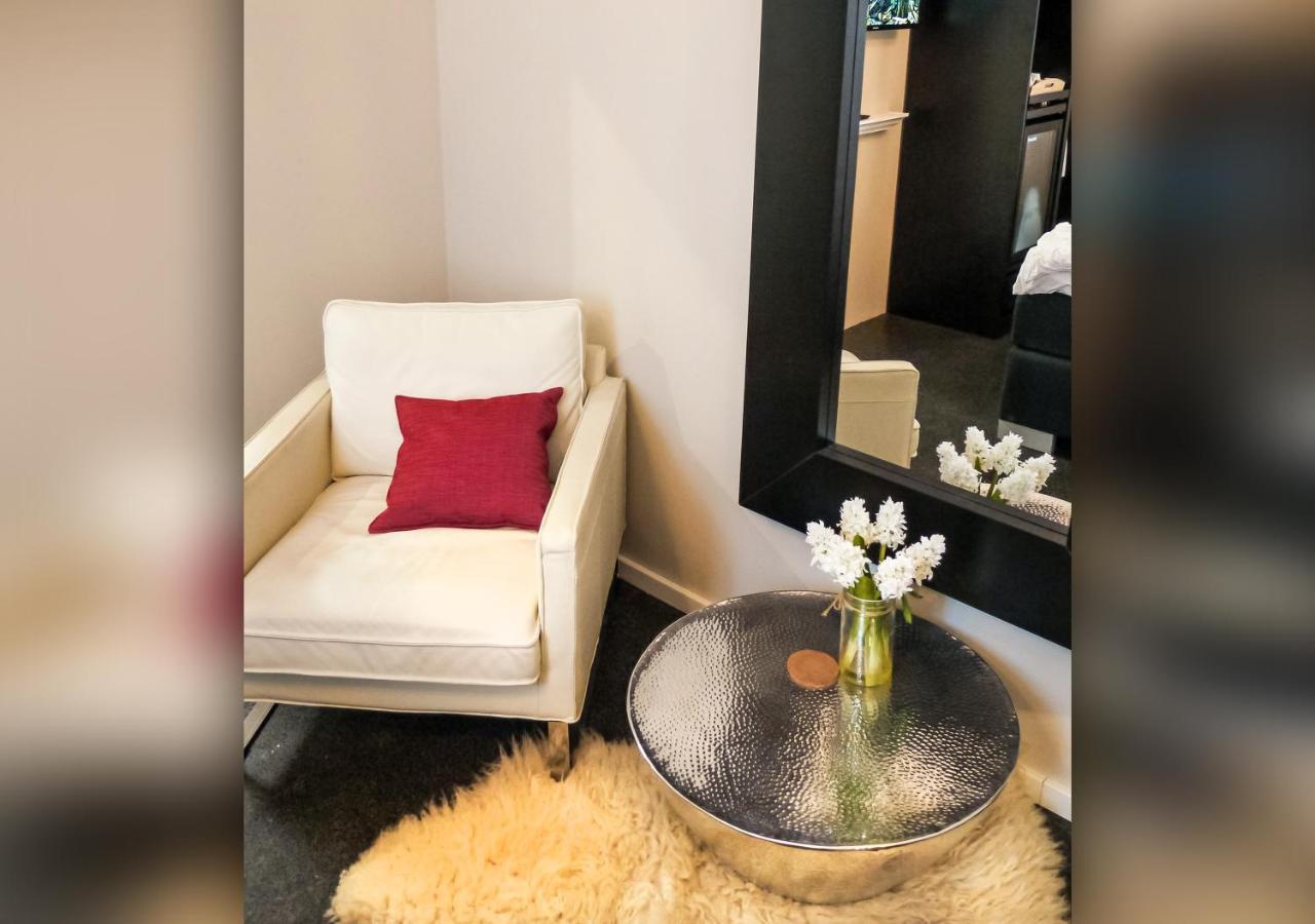 Comfort And Style In City Center With Ensuite Bathroom On Schaafenstrasse Кельн Екстер'єр фото
